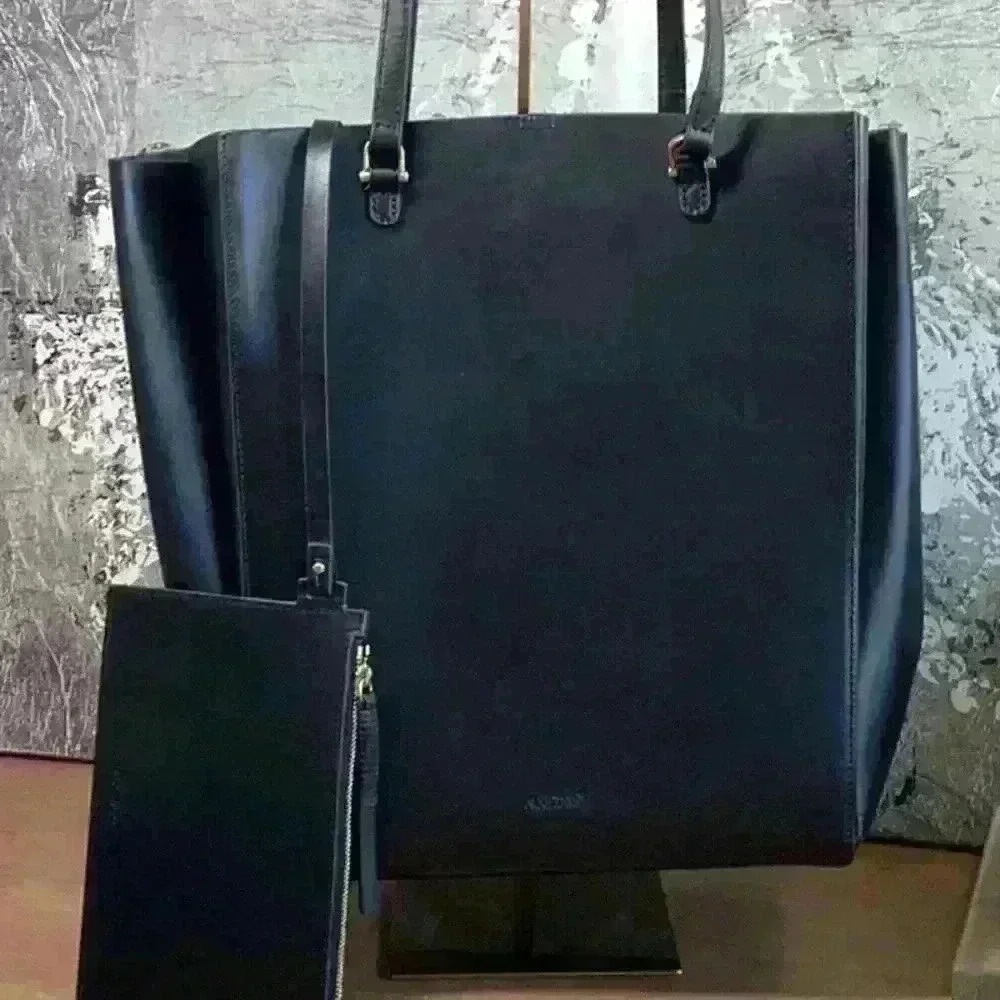 Black Women's Leather Tote Bag with Removable Pouch